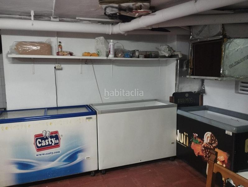 Foto b9f65439-6112-41a7-9e9e-fb1350fb83c4. Local comercial a calle castella-lleo de 15 a Playa de Gandía Gandia