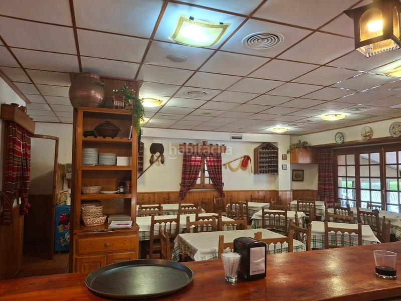 Foto c5640b7c-d189-4b38-9d3a-26d0c5ba143b. Local comercial a calle castella-lleo de 15 a Playa de Gandía Gandia