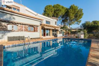 Xalet  Urbanizacion tossal les botes. Precioso chalet al lado de gandia
