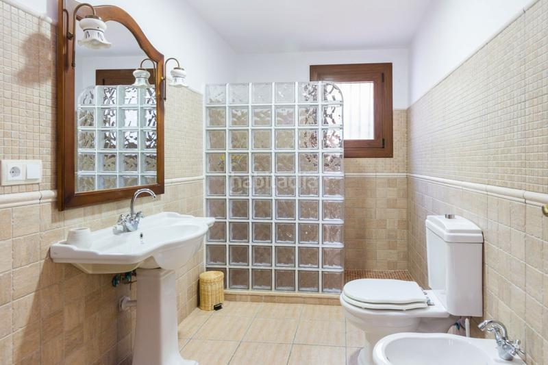 Foto 05968bdf-c73f-4020-b237-5a4f1366c060. Chalet in calle cova de l'aire 12 in Barx