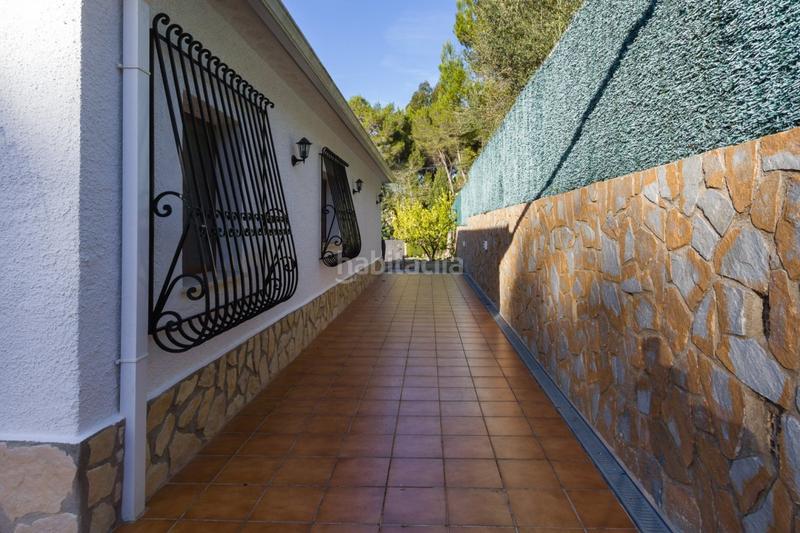 Foto 66ae3013-98b9-40f2-a1bb-c1b77e30963e. Chalet in calle cova de l'aire 12 in Barx