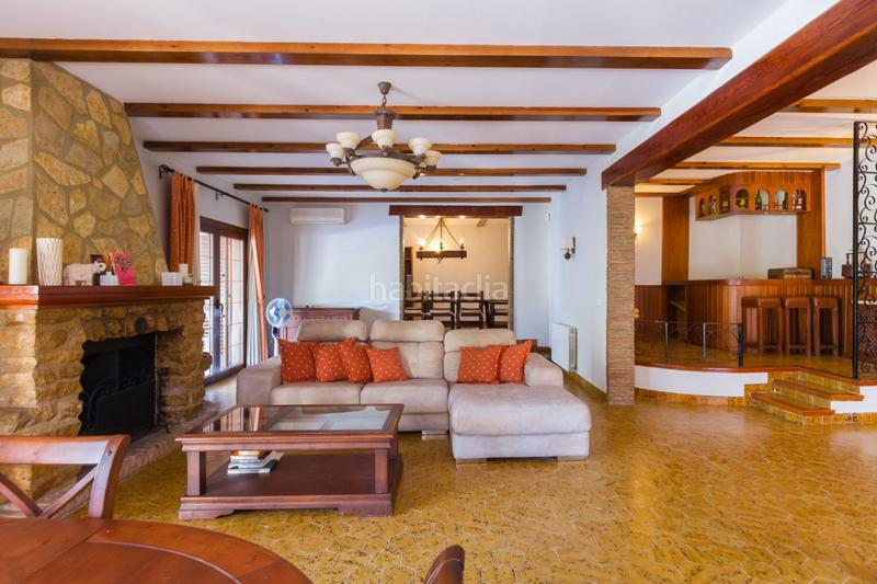 Foto 76170167-2e74-4dfe-9350-5d59db1752ad. Chalet in calle cova de l'aire 12 in Barx