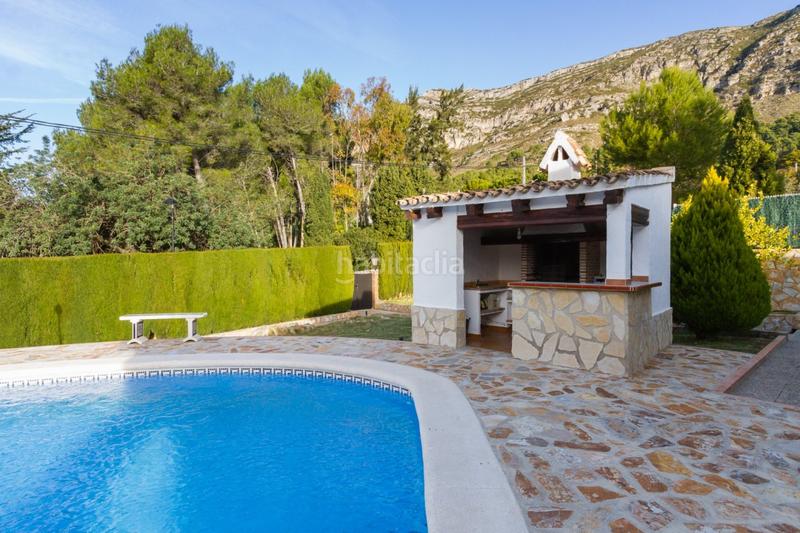 Foto c1dbc347-eea9-4659-a9ea-3d525f7f8f56. Chalet in calle cova de l'aire 12 in Barx