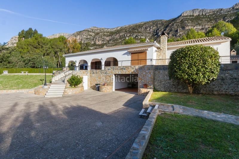 Foto e55638a0-de7f-4547-8c58-f3efbcf35897. Chalet in calle cova de l'aire 12 in Barx