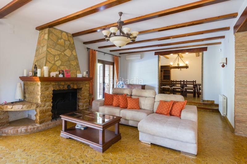 Foto f3d6b059-4398-41e1-a6d8-9fab99c0a3ff. Chalet in calle cova de l'aire 12 in Barx