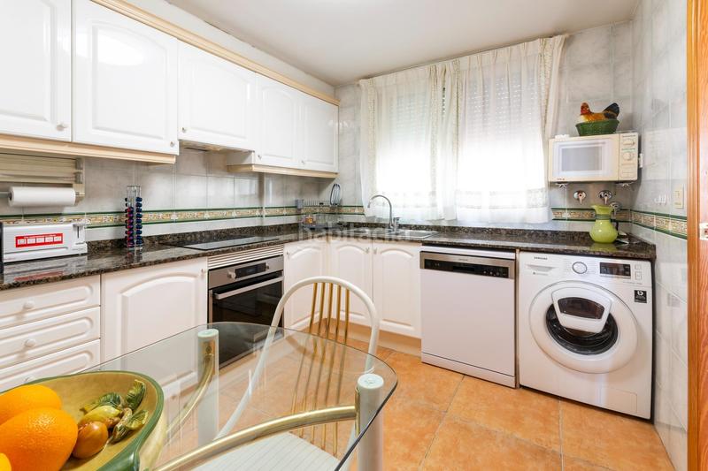 Foto a3e05f6c-d910-4783-8c61-2c02f7821f78. Doppelhaus mit heizung parking pool in Park Nord - Casona Gandia