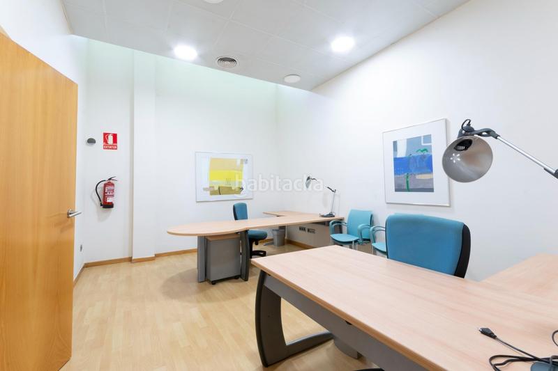 Foto ec7ec52d-40b9-4266-ac6c-7ebc46009de1. Local commercial dans calle ciutat de barcelona 3 dans Gandia