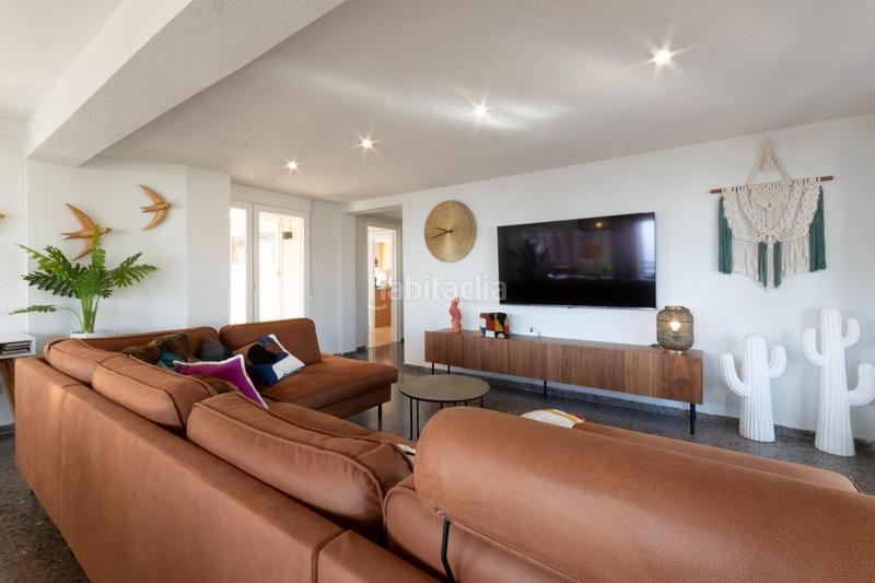 Foto fde3c7d4-acc6-4f5d-a909-bf92d5bfcc2f. Apartamento gran apartamento frente al mar con espectaculares vistas y amplias terrazas en Gandia