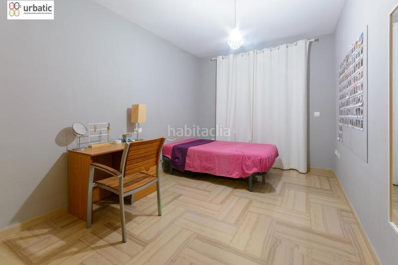 Foto 12f9e24d-129d-49e2-8cef-9827fbc45dda. Semi detached house with parking pool in Park Nord - Casona Gandia