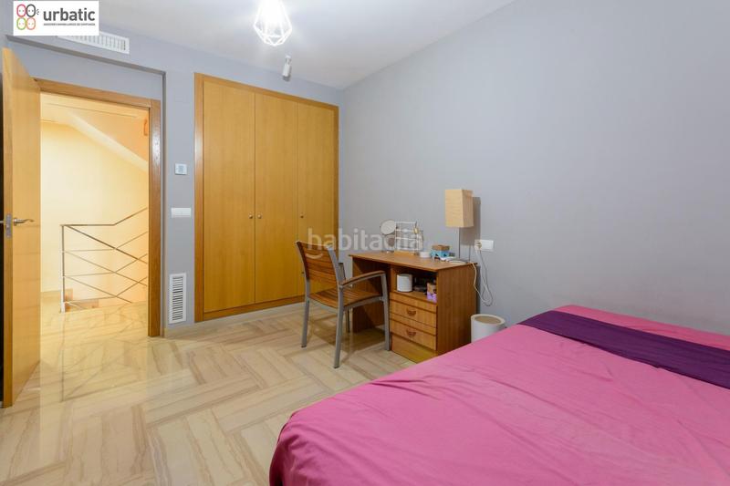 Foto 1a473bc7-bd70-4120-8b68-7c8a1ba254e4. Semi detached house with parking pool in Park Nord - Casona Gandia