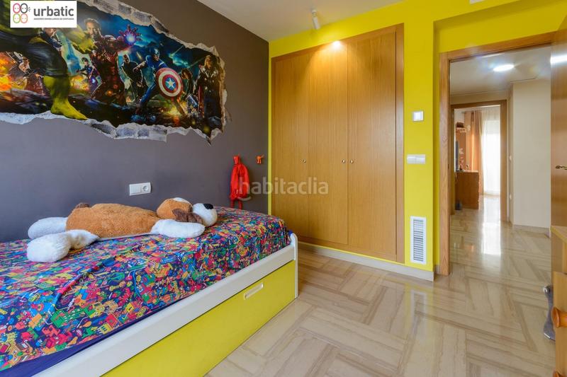 Foto 571d9387-9f75-4d80-8557-9e66ad2c6906. Semi detached house with parking pool in Park Nord - Casona Gandia