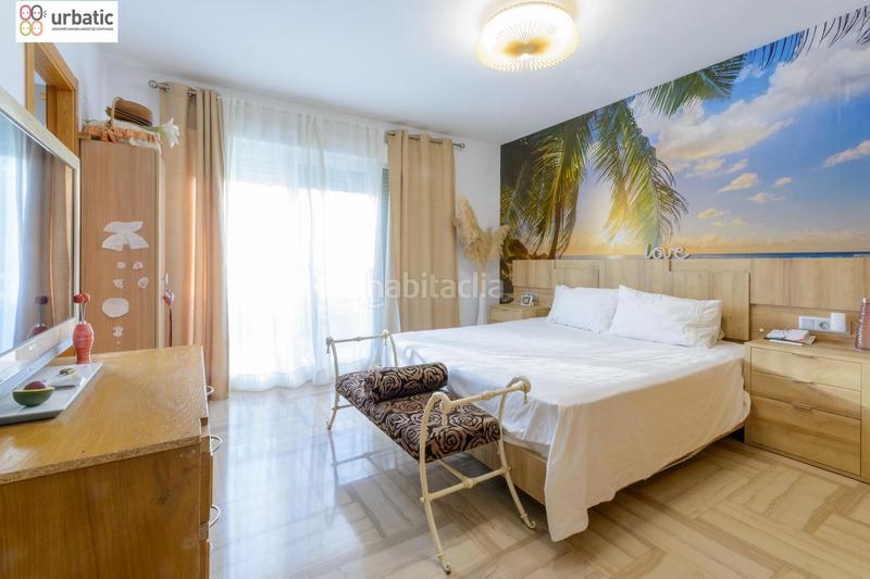 Foto 89555f6b-173b-4548-99fd-a078a7dbe858. Semi detached house with parking pool in Park Nord - Casona Gandia