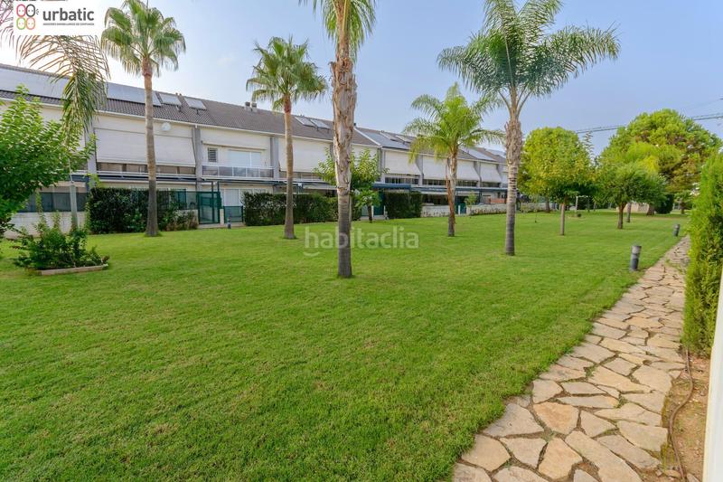 Foto 91e8a579-c95a-4b73-95d5-6d1cbb348eec. Semi detached house with parking pool in Park Nord - Casona Gandia