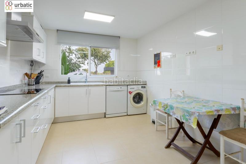 Foto bdfa4f47-c1cd-4c3a-9ad6-db3248b1331c. Semi detached house with parking pool in Park Nord - Casona Gandia