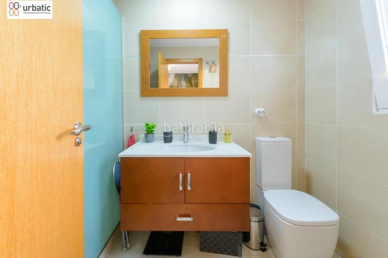 Foto d3c98506-95d0-4b94-ae0f-7f85a98a2422. Semi detached house with parking pool in Park Nord - Casona Gandia