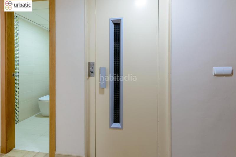 Foto ed53c9c2-7c41-4713-b048-41cc91c3bee4. Semi detached house with parking pool in Park Nord - Casona Gandia