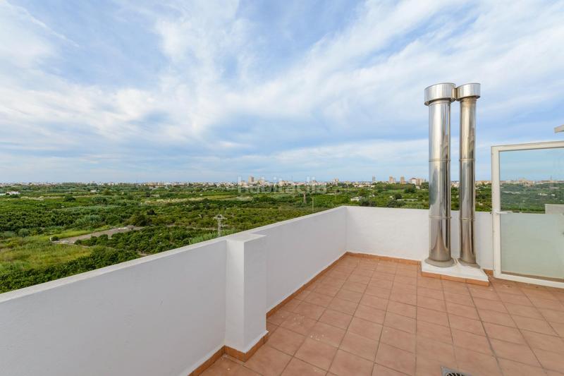 Foto ce115cb4-6295-4f79-9d01-ed1f59ceac50. Ático espectacular ático dúplex en la costa de valencia, en Miramar