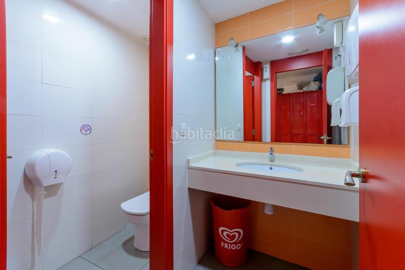 Foto 6a50f7b3-8f40-430f-842a-b3ee1947f05e. Local comercial a Playa de Gandía Gandia