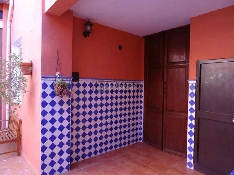 Foto a9abb097-cc16-47e0-ad85-f889da7a2f5e. House with pool in Almoines