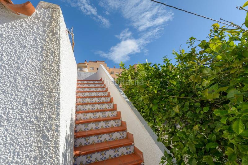 Foto c7f9fd69-efb7-4ab6-81ed-4e520bdc267d. Xalet a calle fatima 105 a Daimús