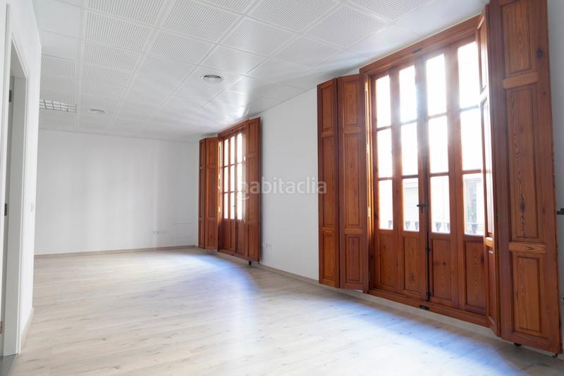 Foto 4ba16e62-c7ab-4008-94e9-411b092f8252. Rent office space with heating in Centro Histórico Gandia