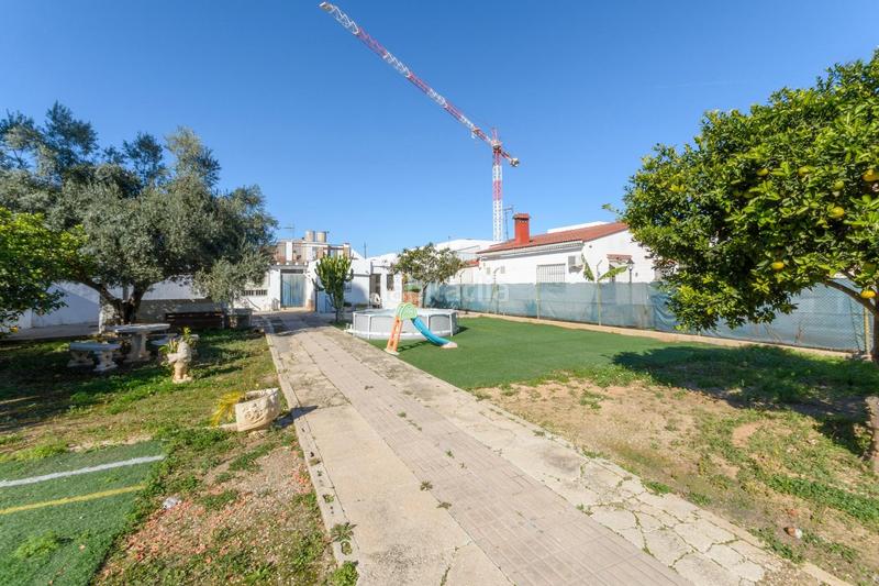 Foto 80ce8ae7-81b6-4dac-8292-393fc3ebf7bc. Chalet in avenida europa d' 2 in Park Nord - Casona Gandia