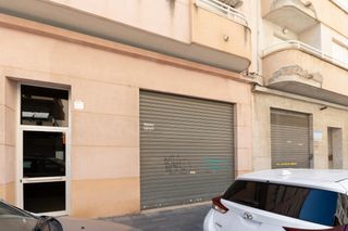 Geschäftsraum in Calle miramar 15. Amplio local comercial en el corazón de gandía  oportunidad únic