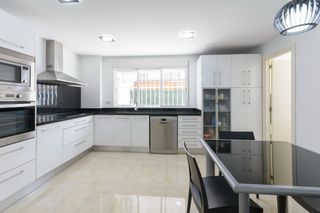 Zweist�ckige Wohnung en Park Nord - Casona. Hay viviendas que simplemente cumplen y otras que transmiten hog