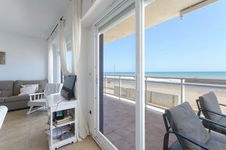 Appartement en Calle de segrelles 1. Primera l�nea de playa en bellreguard terraza panor�mica y vista