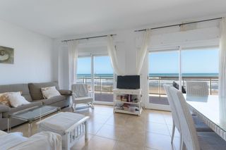 Apartamento en Calle de segrelles 1. Primera línea de playa en bellreguard terraza panorámica y vista