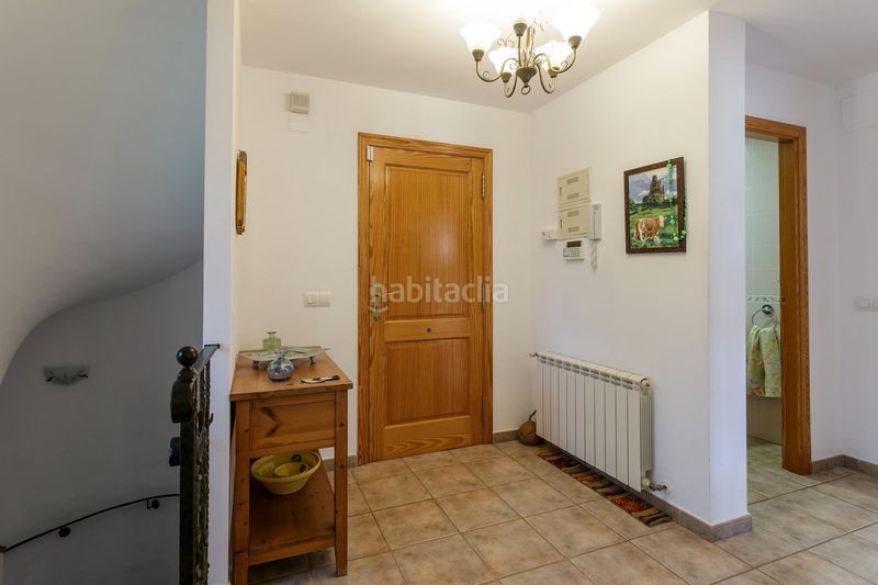 Foto 337a9466-c648-4259-a374-39c33eb82276. Xalet a calle calle penya roja 1b a Barx