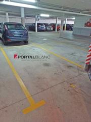 Parking voiture à Carrer julià centelles 8