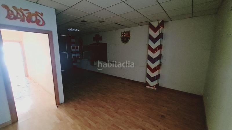 Foto 550a9d01-2dd1-478c-a879-80ab3fa4ba96. Locale commerciale in santa m magdalena 2 in Príncep de Viana-Clot-Xalets Humbert Torres Lleida