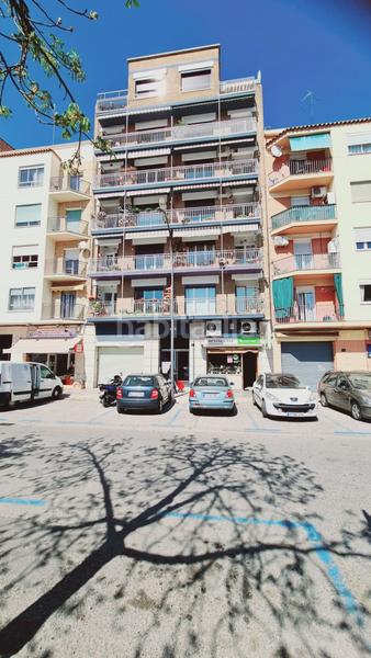 Foto 8e72988a-268a-49e4-bb38-74dc3f39104d. Locale commerciale in santa m magdalena 2 in Príncep de Viana-Clot-Xalets Humbert Torres Lleida