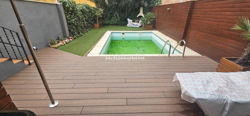 Foto 102186d7-3eb2-424e-b9e0-00be27896e7e. Casa amb calefacció aparcament piscina a Príncep de Viana-Clot-Xalets Humbert Torres Lleida