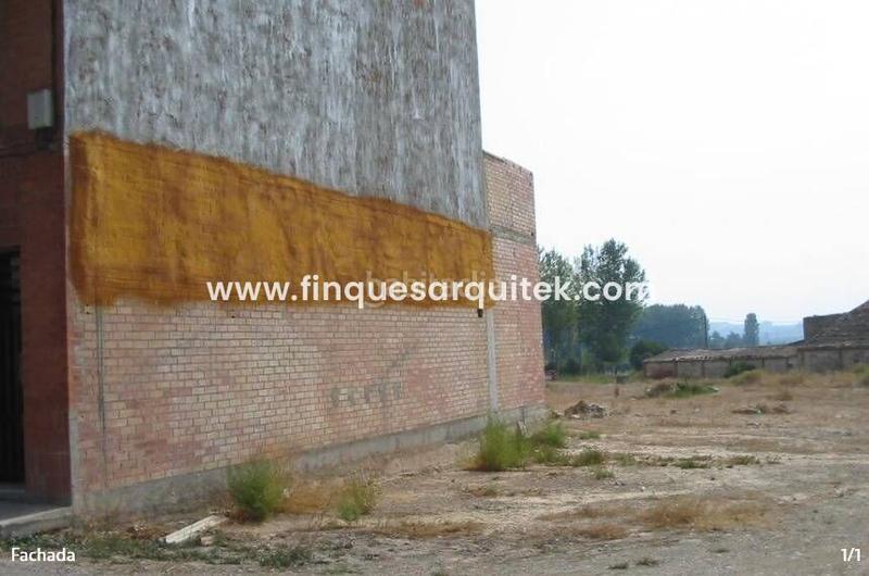 Foto e0c15d25-e75b-48c6-9d0b-d55fe1f7938b. Terreny residencial a Llívia Lleida