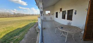 Masia a Llívia. Casa con terreno, muy cerca de lleida