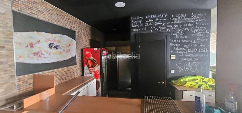 Foto b1c42f9a-1958-4852-8f64-179056d36b54. Alquiler local comercial en carrer d'agusti duran i sanpere 16 restaurantepizzeria en Cappont sin traspasso. en Lleida