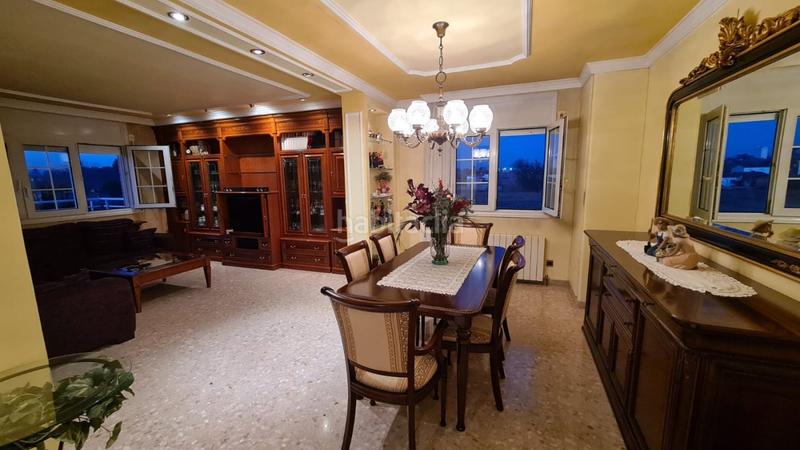 Foto 321dfc51-4335-4012-a285-a5c56f46ea9d. Chalet con riscaldamento parcheggio piscina in Ciutat Jardí Lleida