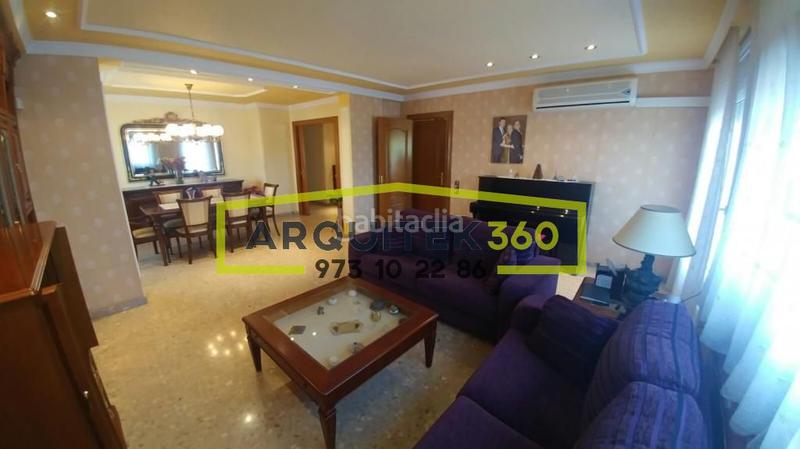 Foto 6df3ee3c-d498-45a3-9ac4-71739323715a. Chalet con riscaldamento parcheggio piscina in Ciutat Jardí Lleida