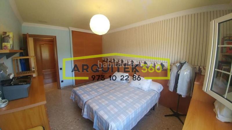 Foto 7a5477de-cc8e-42eb-8a51-3b53bfce4c7e. Chalet con riscaldamento parcheggio piscina in Ciutat Jardí Lleida