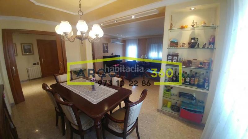 Foto 7a911973-5123-426c-961b-00b92e67894a. Chalet con riscaldamento parcheggio piscina in Ciutat Jardí Lleida