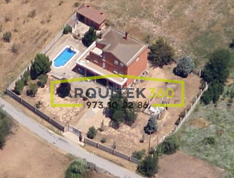 Foto bdb979de-d834-45df-8ad2-8d09e1e11bbd. Chalet con riscaldamento parcheggio piscina in Ciutat Jardí Lleida