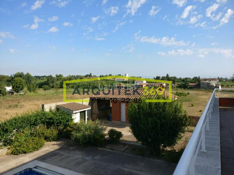 Foto fdfec2ae-435c-4d8f-817c-00c2936f7ad5. Chalet con riscaldamento parcheggio piscina in Ciutat Jardí Lleida