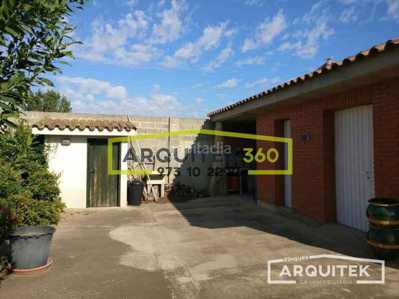 Foto 2d583350-e792-49d3-933a-6669cd3b0452. Chalet  con 7450m2 terreno balafiahospital arnau vilanova en Lleida