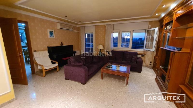 Foto 3c384eb4-6ce2-4d6d-9363-42f69410a945. Chalet  con 7450m2 terreno balafiahospital arnau vilanova en Lleida