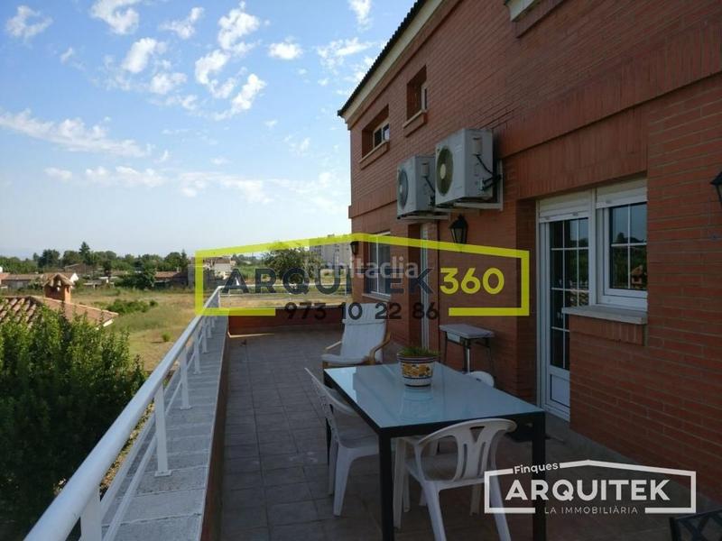 Foto c38dca4d-f652-4b04-bc39-15dd1f214b35. Chalet  con 7450m2 terreno balafiahospital arnau vilanova en Lleida