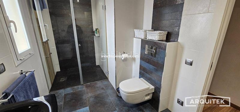Foto 37d9c475-2b6a-4c46-86a0-decd287001b2. Chalet , casa privada seminueva. en Albesa