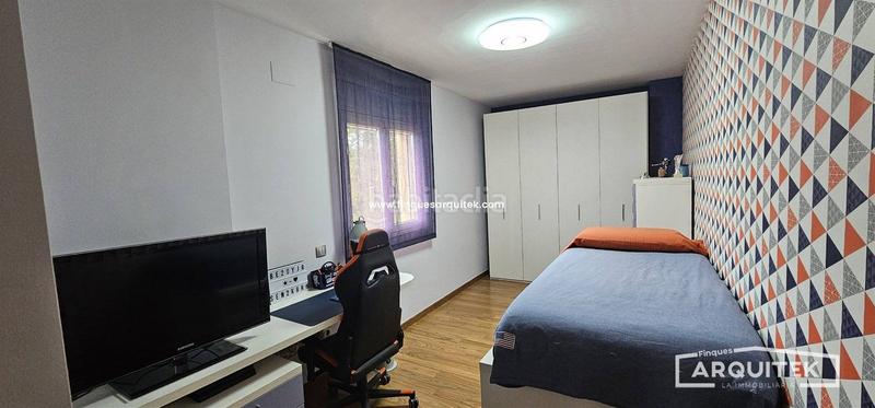 Foto 4b1e78ff-b891-4d75-8ac7-5013dafd493e. Chalet , casa privada seminueva. en Albesa