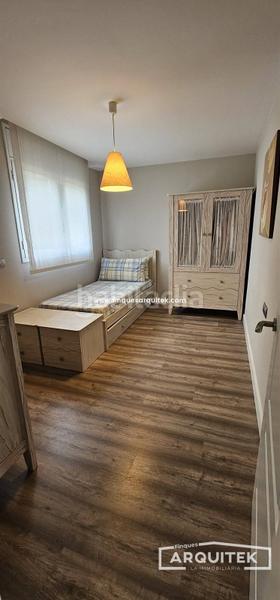 Foto 5083b887-61d4-441d-9b09-37cfc270bba1. Chalet , casa privada seminueva. en Albesa